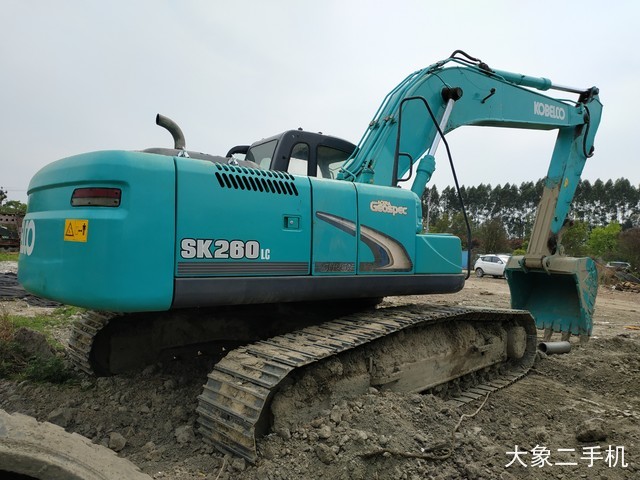 神钢 SK260LC-8 挖掘机